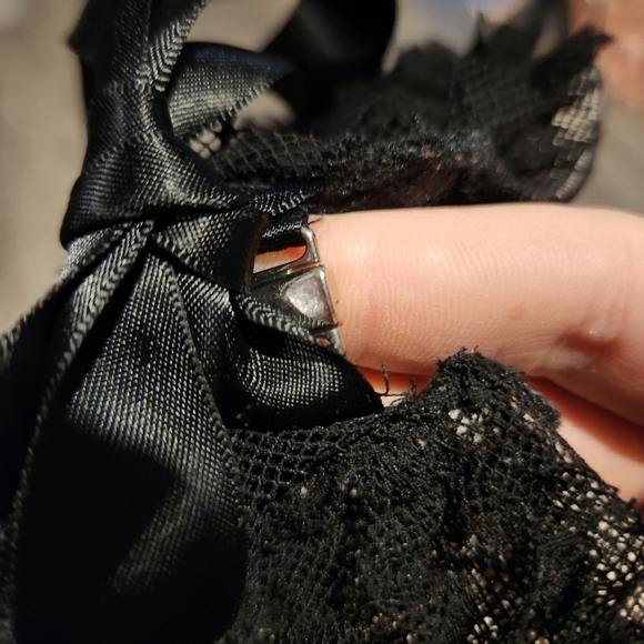 Victoria's Secret NWT Push Up Lingerie - Picture 2 of 6